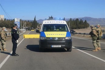 bolnisSi-saswrafo-samedicino-daxmarebis-5-TanamSromels-koronavirusi-daudasturda