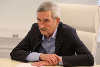 paata-imnaZe-gaigeT-xalxno-sxva-gza-ar-gvaqvs-Tu-ar-davrCebiT-saxlSi-ver-gadavrCebiT-gveqneba-udidesi-msxverpli