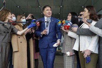 ucxouri-media-saakaSvilis-daniSvna-Saria-da-prezidentis-partias-mis-gasayvanad-SeiZleba-arc-aRmoaCndes-sakmarisi-xmebi