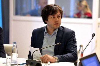 irakli-kobaxiZe-opozicia-sazogadoebas-sakonstitucio-cvlilebebis-CaSliT-emuqreba-amitom-miviReT-prevenciuli-zoma-raTa-es-ar-moxdes