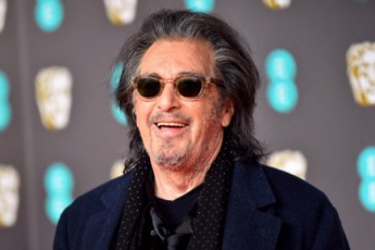 80-wlis-al-paCino-didxniani-pauzis-Semdeg-beverli-hilzSi-SeniSnes