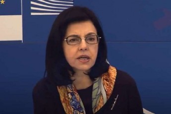 meglena-kuneva-saqarTvelom-aCvena-Tu-ramdenad-mniSvnelovania-adamianis-uflebebis-demokratiisa-da-kanonis-uzenaesobis-pativiscema