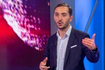 biZina-kulumbegovi-Zvel-reJimSi-cxovrebas-veRar-gavagrZelebT