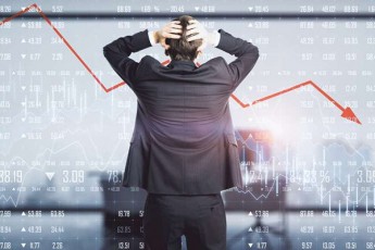 Bloomberg-ruseTis-ekonomikis-CamoSlas-prognozirebs