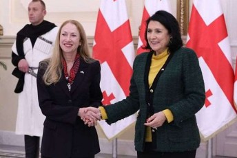 keli-degnani-politikuri-liderebis-Sewyalebaze-prezidentma-qveynis-interesebi-sakuTar-personalur-Sexedulebebze-win-daayena