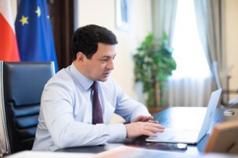 parlamentis-Tavmjdomare-arCil-TalakvaZem-janmrTelobis-msoflio-organizaciis-saqarTvelos-ofisis-xelmZRvanelTan-silviu-domentesTan-samuSao-Sexvedra-gamarTa