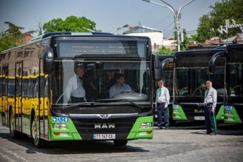 transportis-amuSavebaze-mTavroba-fexs-iTrevs---standartebi-momaval-kviras-iqneba