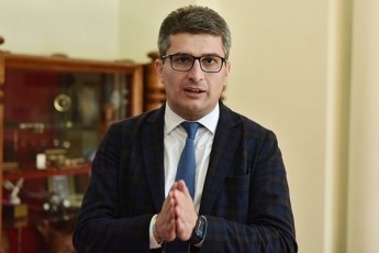 mamuka-mdinaraZe-Cveni-saarCevno-sia-dafuZnebuli-iqneba-gamocdilebasa-da-erudiciaze