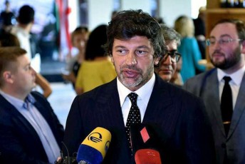 kaxa-kalaZe-rac-ar-unda-ecadon-lobistebi-veranairad-Selaxaven-biZina-ivaniSvilis-avtoritetsa-da-Rvawls-qveynis-winaSe