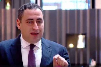 giorgi-vaSaZe-me-rom-premieris-adgilze-viyo-gamovyridi-yvela-ministrs-yvela-departamentis-ufross-ra-unda-soflis-meurneobis-ministrs-ofisSi-unda-midiodes-sofelSi-da-mas-aviTarebdes