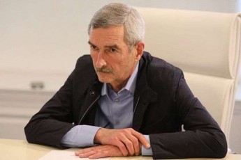 paata-imnaZe---100-kaciani-qorwilebis-imedi-jer-nu-gveqneba