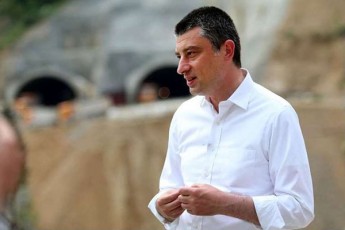 giorgi-gaxaria-yvelafers-gavakeTebT-imisTvis-rom-frTxilad-gavxsnaT-sazRvrebi