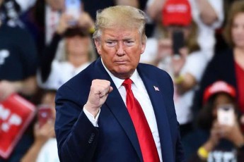 donald-trampi-sul-ufro-da-ufro-vbrazdebi-CineTze