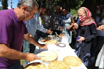 amerikis-saelCo-keli-degnanma-moinaxula-ifari-da-uSguli-sadac-mouTmenlad-elian-adgilobriv-turistebs