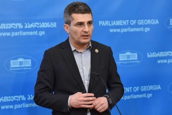 mamuka-mdinaraZe-SaqaraSvilis-saqmeze-amoraluroba-gansakuTrebiT-imaSi-mdgomareobs-rom-politikuri-miznebisTvis-iyeneben-am-saqmes