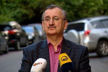 roman-gociriZe-pandemiisas-ocneba-sargeblobda-upiratesobiT-da-kvleviT-39--aqvs-roca-saarCevno-kampania-daiwyeba-maTi-reitingi-dayvinTavs