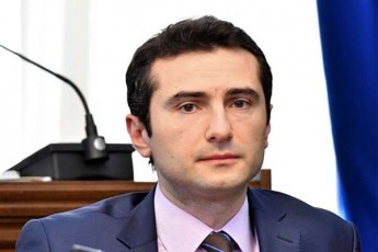 kaxa-kuWava-vinmes-rom-eWvi-eparebodes-Cvens-prodasavlurobaSi-asocirebis-SeTanxmebasa-da-vizaliberalizacias-ver-miviRebdiT