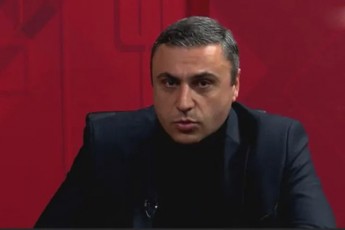 daviT-maTikaSvili-saakaSvili-ver-gamodis-ampluadan-rom-pedestalze-unda-ijdes-Seuracxmyofel-gamonaTqvamebs-isrodes-ikadra-da-maik-pompeos-mimarTac-igive-gaakeTa
