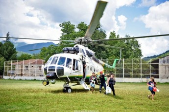 maSvelebma-raWaSi-stiqiis-zonidan-sasazRvro-policiis-vertmfrenebiT-225-moqalaqe-gamoiyvanes