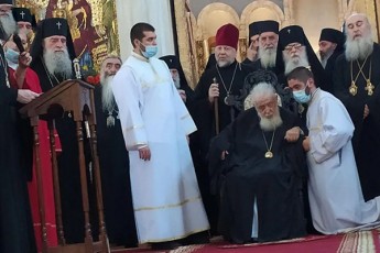 ilia-meore-Cven-vcxovrobT-rTul-dros-magram-RvTis-ZaliT-yvelaferi-daiZleva