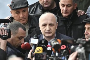 vano-merabiSvili-ar-viqnebi-parlamentis-wevri-da-ar-davikaveb-Tanamdebobas-momaval-mTavrobaSi---viqnebi-CarTuli-ivaniSvilis-reJimis-winaaRmdeg-brZolaSi