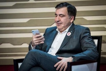 mixeil-saakaSvili-premierobis-kandidatad-dasaxelebaze-ganmartebas-akeTebs