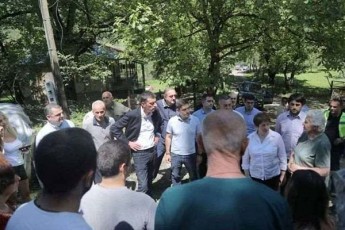 giorgi-gaxaria-gunduri-efeqturi-muSaobis-Sedegad-mowyvetil-soflebSi-myof-Cvens-moqalaqeebs-ufro-adre-miveciT-cxovrebis-normalur-wesze-gadasvlis-SesaZlebloba