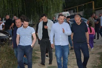 Salva-kereseliZe-Cveni-momavali-wlebis-prioritetebi-iqneba-im-problemebis-mogvareba-rac-mosaxleobas-awuxebs