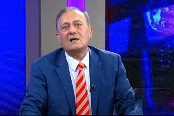 soso-manjaviZe-da-kidev-ufro-mZime-problemaa-rom-qveyanaSi-arsebobs-3-4-adamianebisa-vinc-am-saocrebas-xmas-aZlevs-Tanac-regularulad