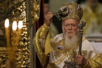 msoflio-patriarqi-aia-sofiasa-da-axla-ukve-xoras-monastris-meCeTad-gadakeTebam-udidesi-tkivili-mogvayena