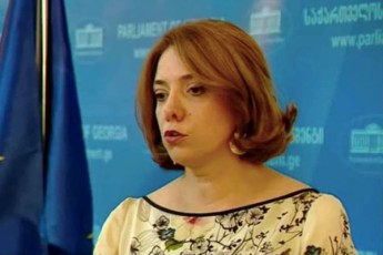 salome-samadaSvili-Cveni-momxreebis-mxardaWeris-gareSe-mogebis-Teoriuli-Sansic-ki-ar-aqvs-arc-erT-opoziciur-kandidats