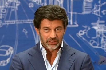 kaxa-kalaZe-mixeil-saakaSvilze-ar-mgonia-rom-is-dabrundes-saqarTveloSi-Tu-dabrundeba-kiTxvebze-pasuxis-gacema-mouwevs