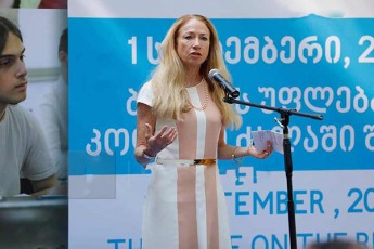 keli-degnani-euTo-s-demokratiuli-institutebisa-da-adamianis-uflebaTa-ofisi-saqarTveloSi-arCevnebze-dakvirvebisTvis-Zalian-Zlier-misias-agzavnis