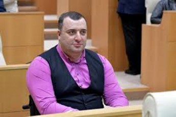 rati-ionaTamiSvili-saakaSvilze-am-adamians-bodiSis-moxdis-ufleba-mxolod-maSin-eqneba-rodesac-dakisrebul-sasjels-moixdis