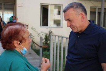 goCa-enuqiZe-gansakuTrebul-madlobas-gixdiT-Cveni-sicocxlisa-da-janmrTelobaze-zrunvisTvis