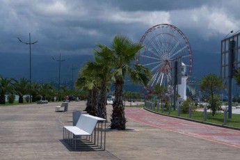 premier-ministris-TqmiT-baTumi-ar-Caiketeba