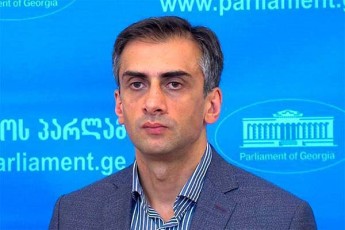 giorgi-kaxiani-nacionalur-moZraobaze-is-rom-maT-ukan-aris-siyalbe-farsi-tyuilebi-droTa-ganmavlobaSi-aucileblad-mJRavndeba