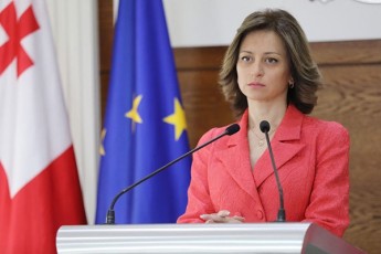 ekaterine-tikaraZe-dReis-mdgomareobiT-saswavlo-procesis-gadadeba-ar-igegmeba