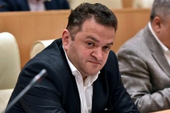 gedevan-fofxaZes-koronavirusi-daudasturda