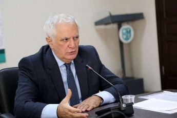 amiran-gamyreliZe-saqarTvelo-kvlav-mwvane-zonaSi-rCeba