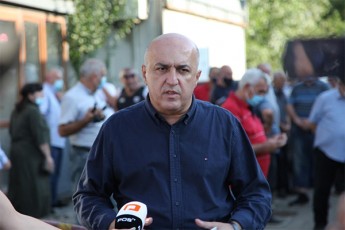zaza-lominaZequTaisisTvis-SeZenilia-60-Tanamedrove-avtobusi-romlebic-male-gamoCndeba-Cvens-quCebSi
