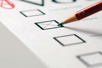 IRI--parlamentSi-Semavali-partiebis-efeqtian-alternativad-16-nacionalur-moZraobas-asaxelebs