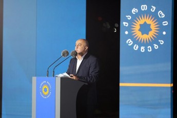zaza-lominaZe-meamayi-var-dRes-rom-vdgavar-aq-TqvenTan-erTad-da-maqvs-ufleba-viyo-warmodgenili-quTaisis-maJoritar-kandidatad-saqarTvelos-parlamentSi