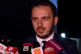 prokuroris-gancxadebiT-daviT-furcxvaniZem-romelmac-baCaliaSvilis-ojaxis-advokats-satelitiT-gadaRebuli-fotomasala-miawoda-ar-daasaxela-wyaro-da-uari-ganacxada-gamokiTxvaze