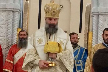 mitropoliti-Sio-patriarqma-erSi-yovladwminda-RvTismSoblisadmi-gansakuTrebuli-mowiweba-da-siyvaruli-aaRorZina