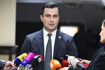 daviT-gumberiZe-mixeil-ramiSvilis-telefoni-misi-TanxmobiT-dailuqa