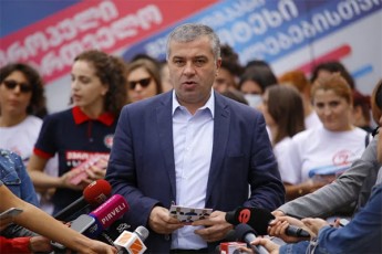 daviT-baqraZe-piradad-vagebT-pasuxs-yvela-im-valdebulebaze-rasac-xalxis-winaSe-viRebT-mas-politikuri-valdebulebiTi-Zala-eqneba