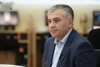 daviT-baqraZe-Tu-nacmoZraobas-dasWirdeba-sxva-partiebis-mxardaWera-rom-iyos-erTiani-premieri-evropul-saqarTvelos-veravin-verafers-aiZulebs---mixeil-saakaSvils-mxars-ar-vuWerT