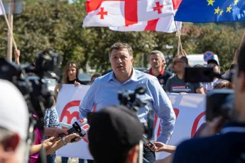 gigi-ugulava-aucileblad-dadgeba-dro-rodesac-afxazebi-TviTon-gaacnobiereben-rom-maTTvis-pragmatulad-wamgebiani-iqneba-ruseTis-koloniad-yofna