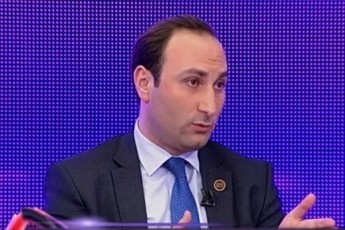 anri-oxanaSvili-qva-namgali-da-uro---es-aris-nacionaluri-moZraobis-samarko-niSnebi-ase-rom-qvebi-moikiTxon-maTken